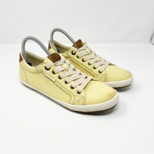 Taos‎ Star Burst Lace Up Sneakers Yellow Sz 10.5